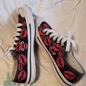 Glitter hot pink and black shoes